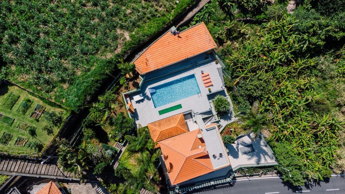 Hôtel Guestready - Hikers Haven à São Roque do Faial Extérieur photo