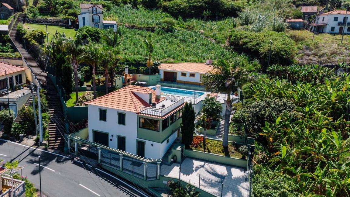 Hôtel Guestready - Hikers Haven à São Roque do Faial Extérieur photo