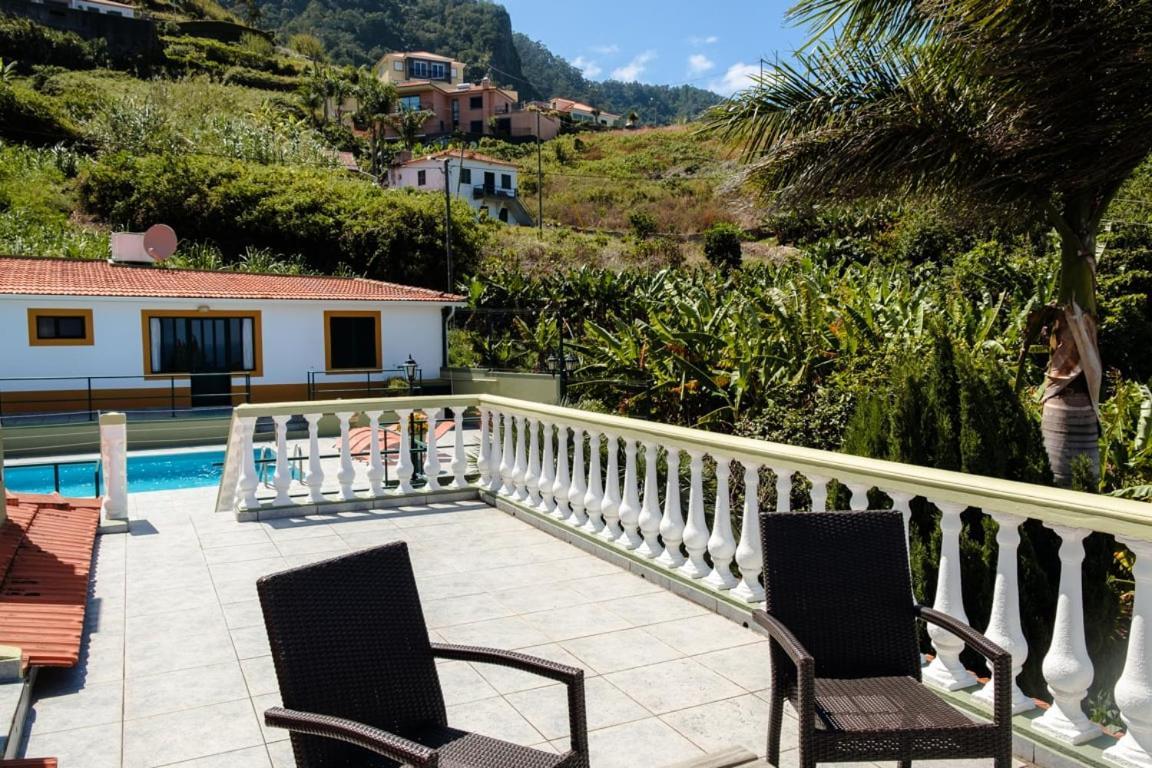 Hôtel Guestready - Hikers Haven à São Roque do Faial Extérieur photo