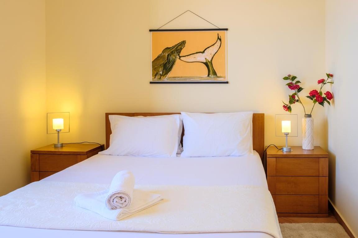 Hôtel Guestready - Hikers Haven à São Roque do Faial Extérieur photo