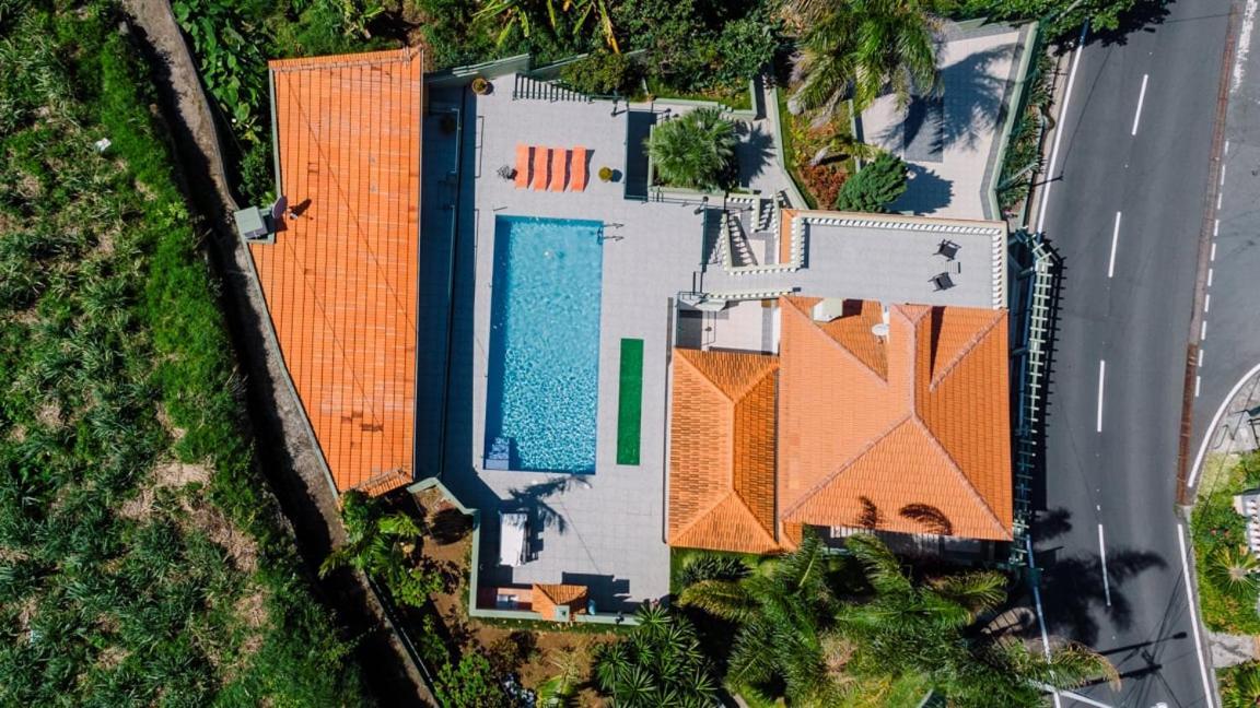 Hôtel Guestready - Hikers Haven à São Roque do Faial Extérieur photo